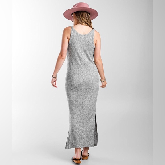 Double Zero Midi Ribbed Dress - Picture 3 of 11